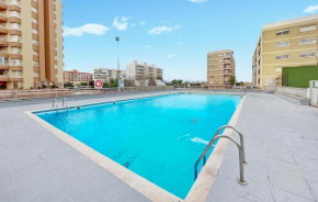 2 Bedroom Lovely Apartment In La Pobla De Farnals